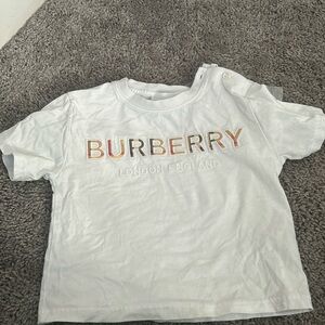 Burberry tshirt 12 months (unisex)